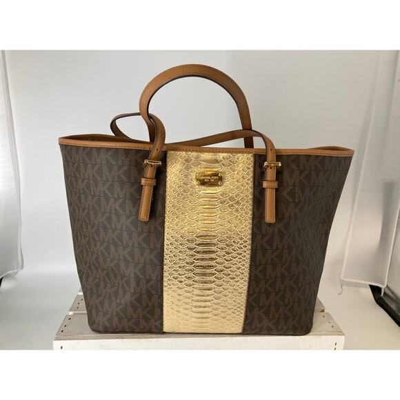 MICHAEL KORS, XL SIGNATURE GOLD ANIMAL SHOULDER TOTE BAG - Picture 2 of 16